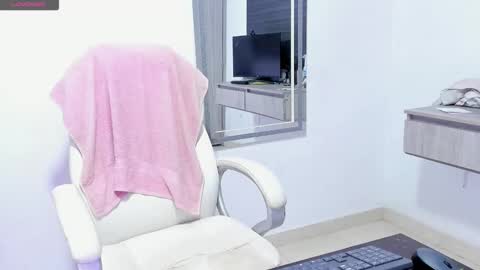 Snapshot of dahian_carter chatting on 24, 9, 2025 Dahian  online show from 24, 9, 2025