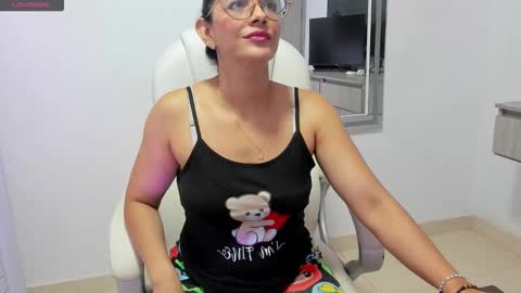 Snapshot of dahian_carter chatting on 16, 10, 2025 Dahian  online show from 16, 10, 2025