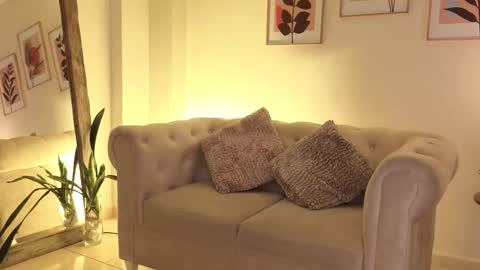 Dahiann Walcott online show from 3, 3, 2026