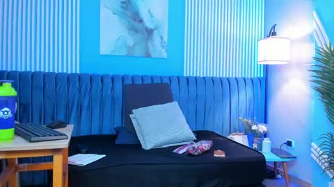 Dahiane Connor online show from 17, 4, 2026