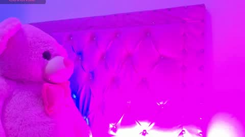 Snapshot of dahiangomezz chatting on 18, 12, 2024 online show from 18, 12, 2024