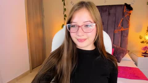 Snapshot of dahlia_rousse chatting on 3, 10, 2025 Dahlia online show from 3, 10, 2025