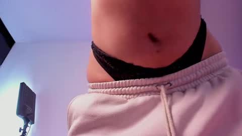 Snapshot of dahliabrowniee chatting on 7, 3, 2025 Dahli online show from 7, 3, 2025