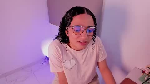 Snapshot of dahliabrowniee chatting on 11, 3, 2025 Dahli online show from 11, 3, 2025