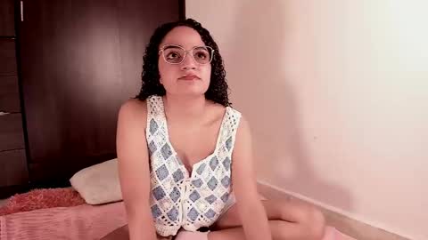 Snapshot of dahliabrowniee chatting on 20, 9, 2025 Dahli online show from 20, 9, 2025