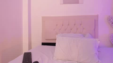 Snapshot of daiana_curly chatting on 24, 12, 2024 Daiana online show from 24, 12, 2024
