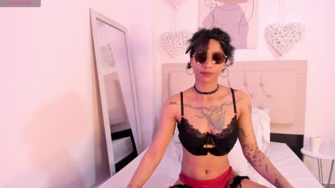 Snapshot of daiana_curly chatting on 7, 1, 2025 Daiana online show from 7, 1, 2025