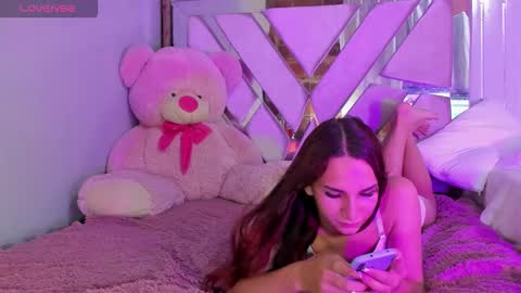 daicell juliana online show from 8, 11, 2025