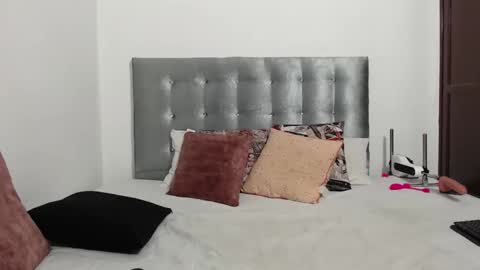 Daiisha.. online show from 9, 10, 2025