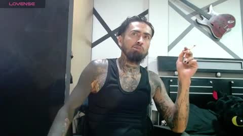 Snapshot of daimon_rock01 chatting on 24, 7, 2026 felipe online show from 24, 7, 2026