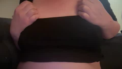 Mx Mommy Moo online show from 6, 4, 2026