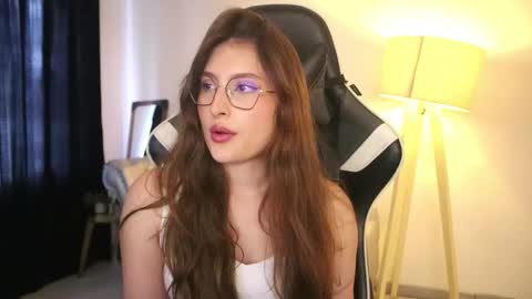 Snapshot of daisha_riley chatting on 22, 11, 2025 Lauren online show from 22, 11, 2025