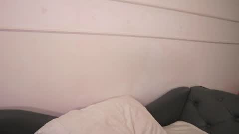 Lauren            online show from 6, 4, 2026