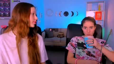 Snapshot of daisy_baby_ chatting on 12, 11, 2025 daisy online show from 12, 11, 2025