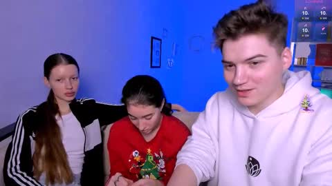 Snapshot of daisy_baby_ chatting on 2, 12, 2025 daisy online show from 2, 12, 2025