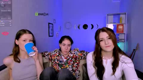 Snapshot of daisy_baby_ chatting on 16, 12, 2025 daisy online show from 16, 12, 2025