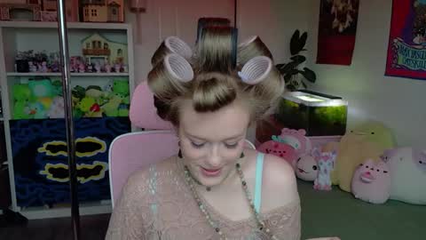 Snapshot of daisy_dollxo chatting on 5, 5, 2026 Daisy online show from 5, 5, 2026