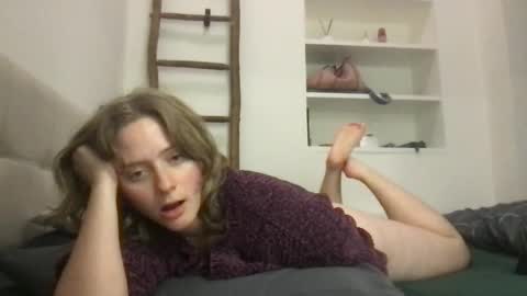 Snapshot of daisy_lately chatting on 7, 1, 2026 daisy_lately online show from 7, 1, 2026