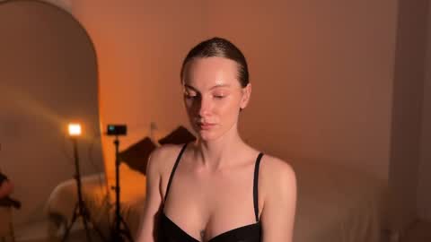 Daisy   Fansly - Daisyymint  online show from 2, 4, 2026