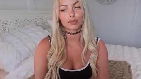 Daisy Dreams online show from 3, 6, 2026