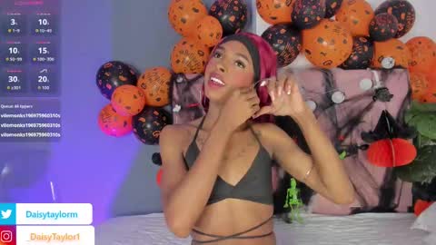 Snapshot of daisytaylor_ chatting on 23, 10, 2025 Daisy online show from 23, 10, 2025