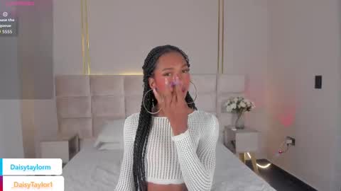 Snapshot of daisytaylor_ chatting on 5, 11, 2025 Daisy online show from 5, 11, 2025