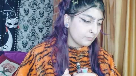    --  -- help me reach 100 hands up  online show from 21, 2, 2025