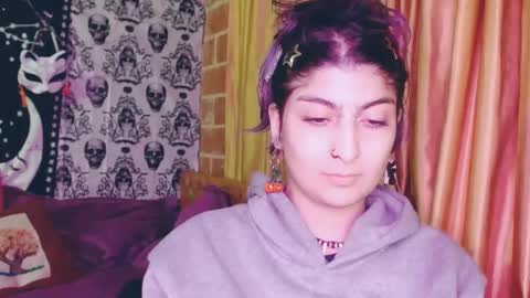    --  -- help me reach 100 hands up  online show from 28, 2, 2025