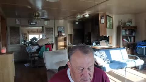 Snapshot of dakit2 chatting on 27, 9, 2025 dakit online show from 27, 9, 2025