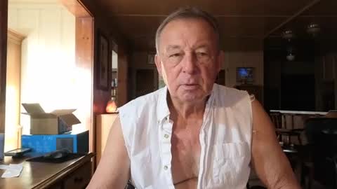 Snapshot of dakit2 chatting on 19, 10, 2025 dakit online show from 19, 10, 2025