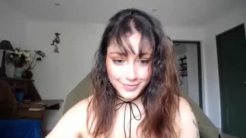 IG  dakotasofiaa online show from 3, 6, 2026
