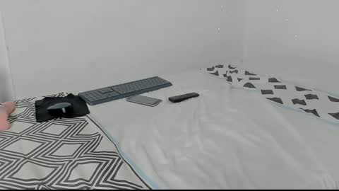 dakota_x18 online show from 6, 11, 2025