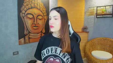 Snapshot of dakotarussell_ chatting on 8, 11, 2025 Dakota online show from 8, 11, 2025