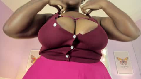 Snapshot of dakotasexshow2 chatting on 6, 2, 2025 Dakota Sex Show  online show from 6, 2, 2025