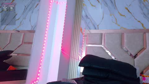 dakotatylerrr online show from 31, 3, 2026