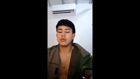 Snapshot of dalejo02 chatting on 22, 12, 2025 dalejo02 online show from 22, 12, 2025