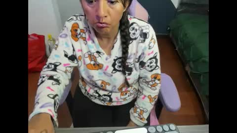 Snapshot of daleska_delicious1 chatting on 19, 9, 2025 daleska_delicious1 online show from 19, 9, 2025