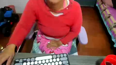 Snapshot of daleska_delicious1 chatting on 18, 10, 2025 daleska_delicious1 online show from 18, 10, 2025