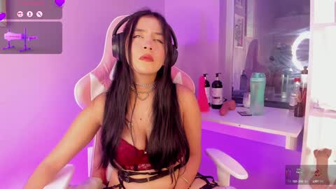 Snapshot of daliajohnson_ chatting on 3, 1, 2025 leila williams online show from 3, 1, 2025