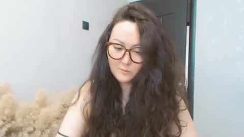 Snapshot of dalidayes chatting on 6, 6, 2026 Dali online show from 6, 6, 2026