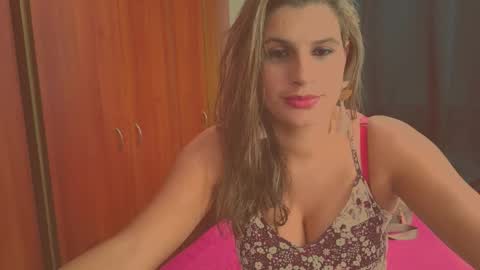 Dalila online show from 17, 12, 2025