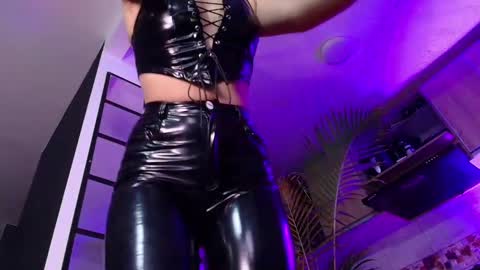 Dalila online show from 4, 10, 2025