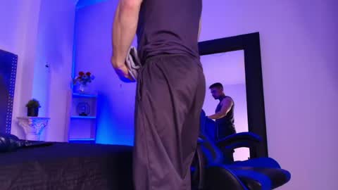 Snapshot of dallas_whitee chatting on 27, 4, 2026 Dallas whitee online show from 27, 4, 2026