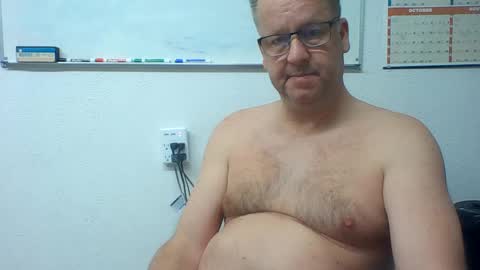 dallastxguy74 online show from 12, 12, 2024