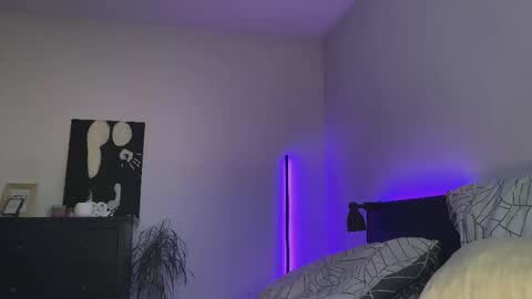 dalmatian_girl online show from 2, 2, 2026