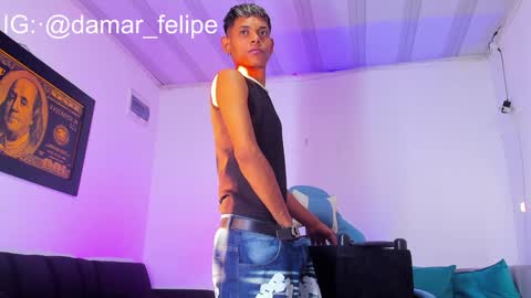 damar_felipe online show from 22, 1, 2025