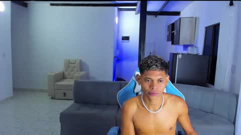 damar_felipe online show from 3, 2, 2025