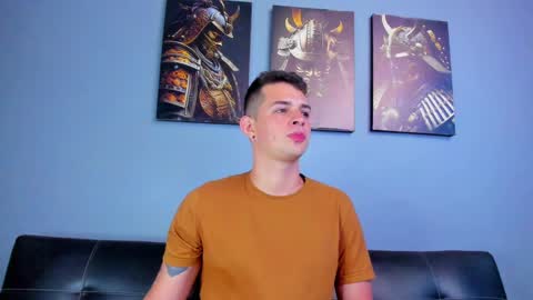 Snapshot of damian__oliver chatting on 8, 2, 2025 Damian Oliver online show from 8, 2, 2025