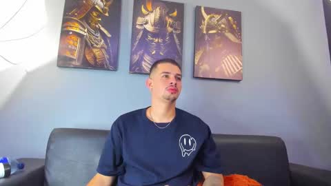 Snapshot of damian__oliver chatting on 16, 1, 2026 Damian Oliver online show from 16, 1, 2026