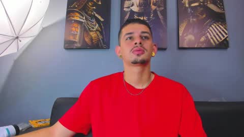 Snapshot of damian__oliver chatting on 27, 2, 2026 Damian Oliver online show from 27, 2, 2026